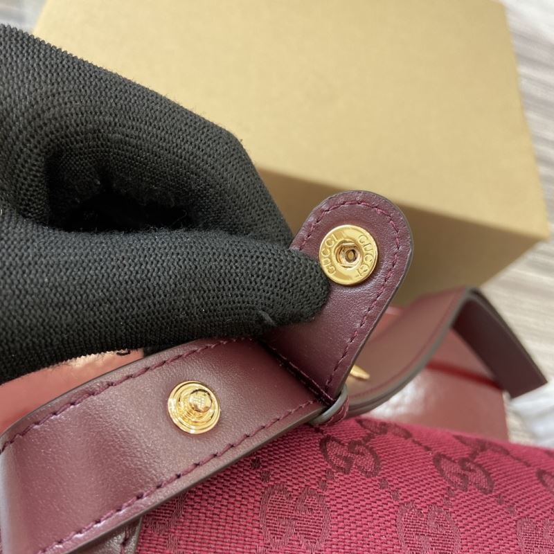 Gvc*1 horsebit bags